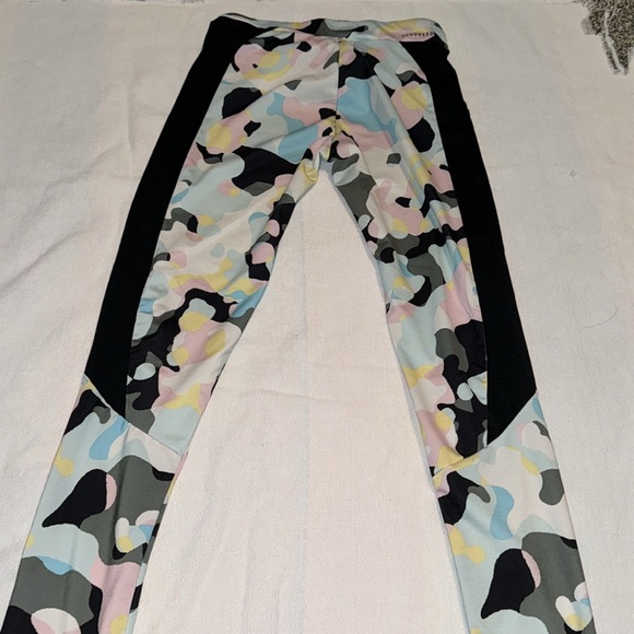 Girls leggings - Picture 2 of 3